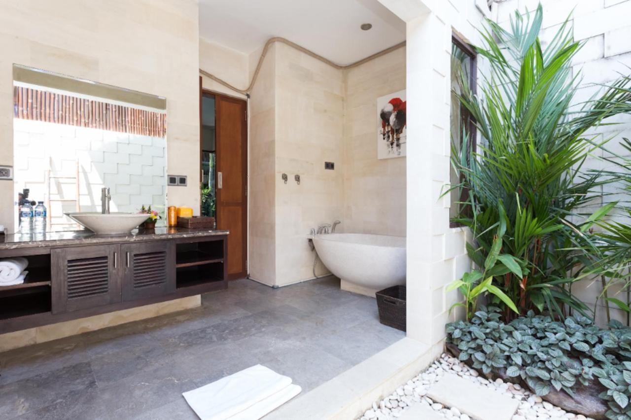 Villa Yasmin Seminyak Eksteriør billede